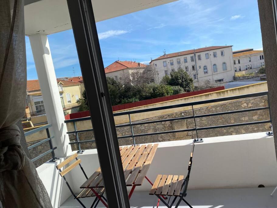 Cosy T3 Gare Terrasse + Parking Lägenhet Sète Exteriör bild